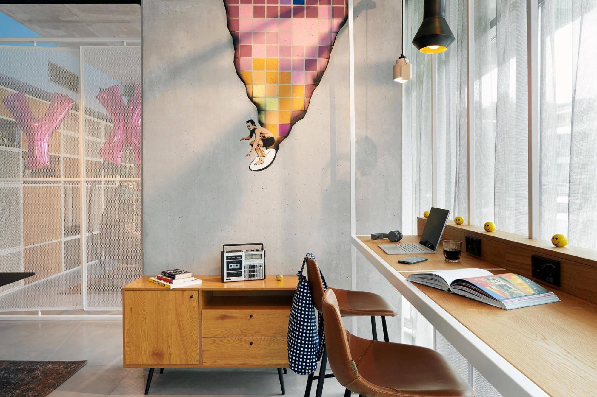 Moxy Sophia Antipolis Hotel Biot Luaran gambar