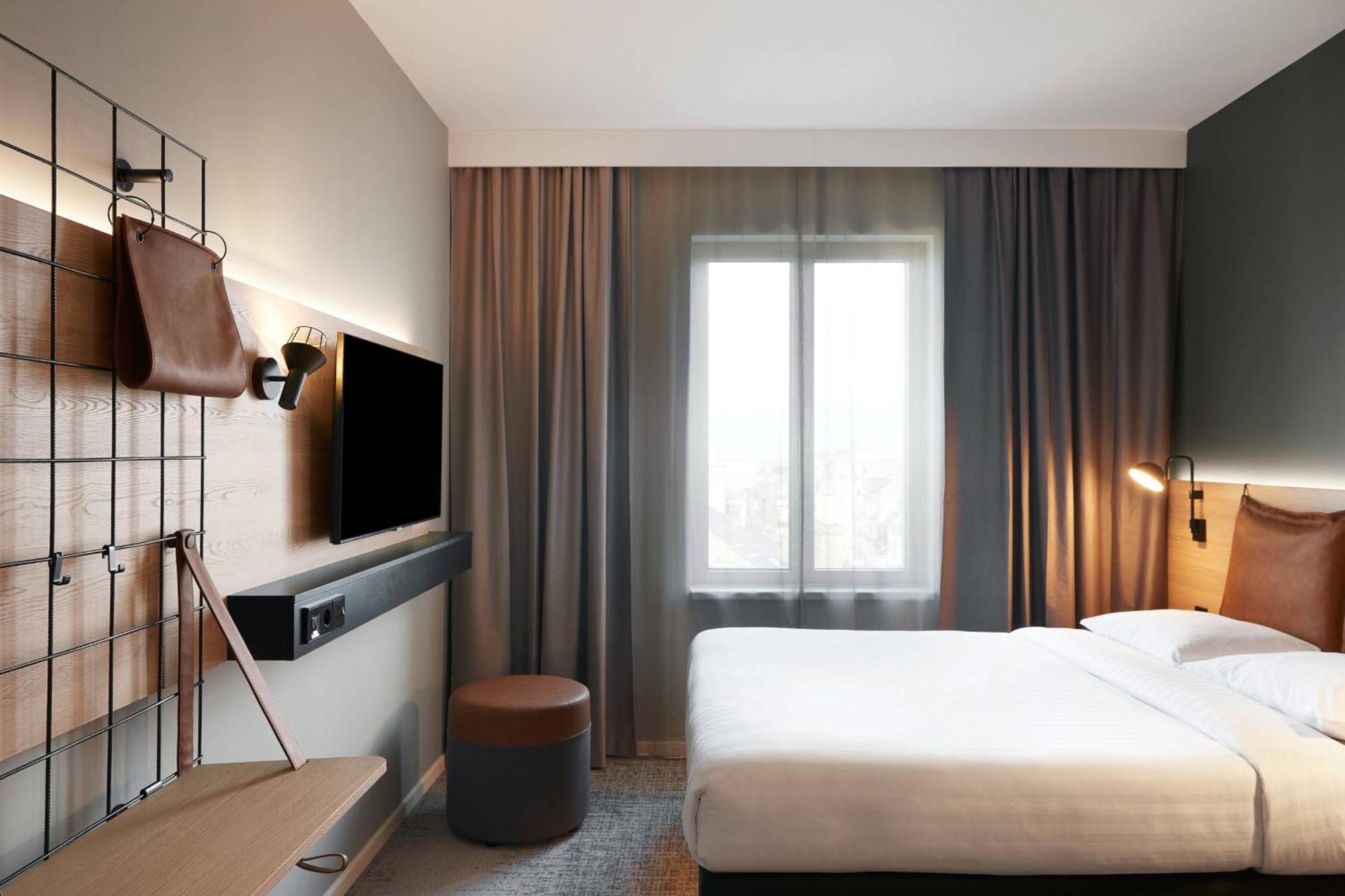 Moxy Sophia Antipolis Hotel Biot Luaran gambar