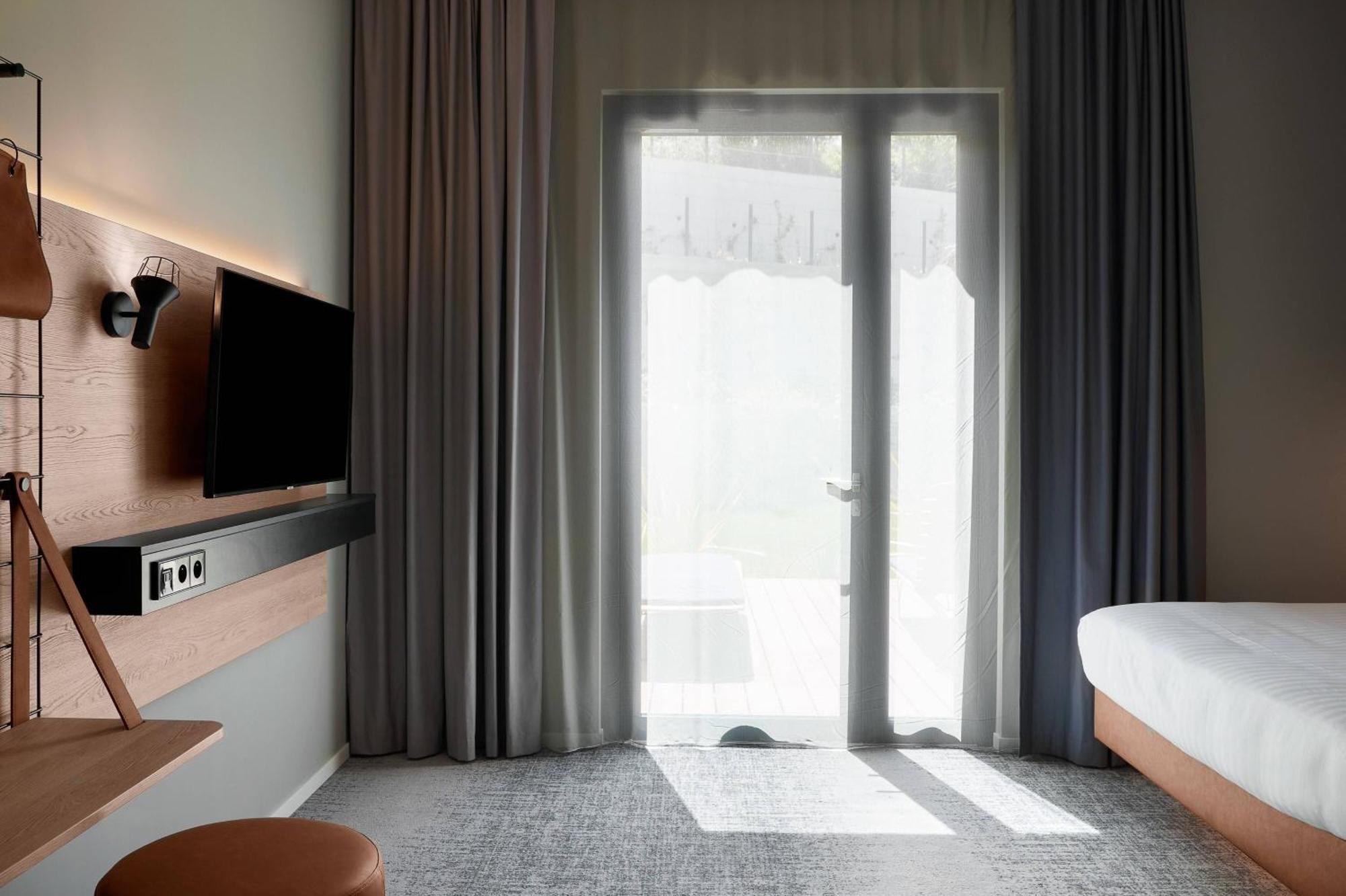 Moxy Sophia Antipolis Hotel Biot Luaran gambar